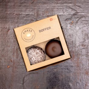 4 store fldeboller der er pakket ind i box