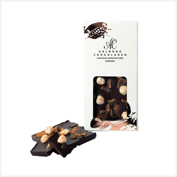 M�rk pladechokolade med n�dder og orangestykker