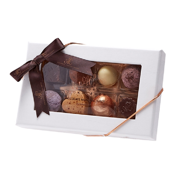 ske med 8 stk. chokolader