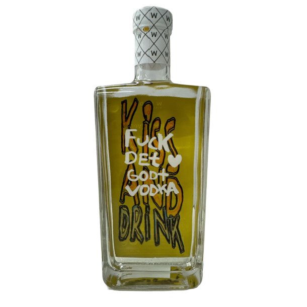 Poul Pava "FDG" ko. Vodka (Kiss And Drink) 40 % 70 cl.