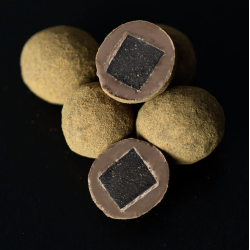 Sv. Michelsen - Liquorice og chocolate