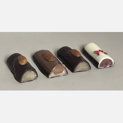 Sv. Michelsen - 4 petit fours - marcipan favoritter