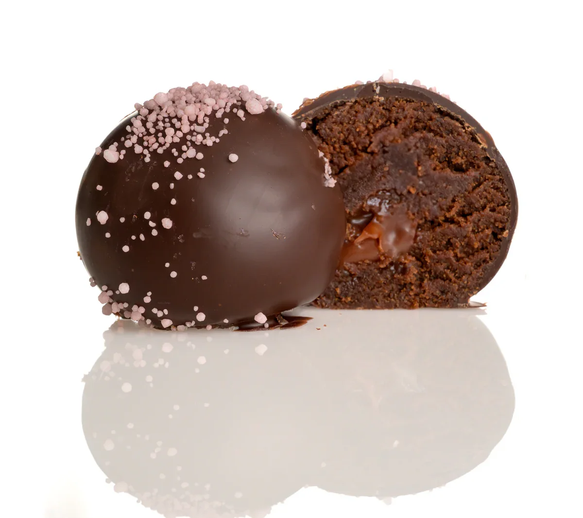 Trffel romkugle med solbrkaramel fra Selected Gourmet (1 stk)