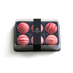 Trøffel romkugle med jordbær karamel fra Selected Gourmet (1 stk)